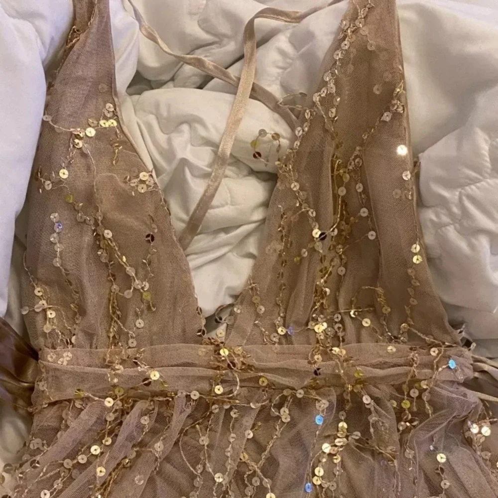 Gold Sequin Tassel Party Cocktail Halter Dress - Picture 4 of 12